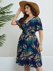 Solana - Plus Size Floral V-Neck Dress