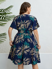 Solana - Plus Size Floral V-Neck Dress