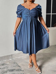 Rosalie - Plus Size Sweetheart Neck Puff Sleeve Backless Midi Dress