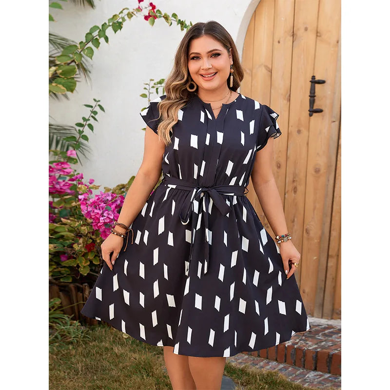Sandra - Plus Size Geometric Print V-Neck Dress with Short Sleeves