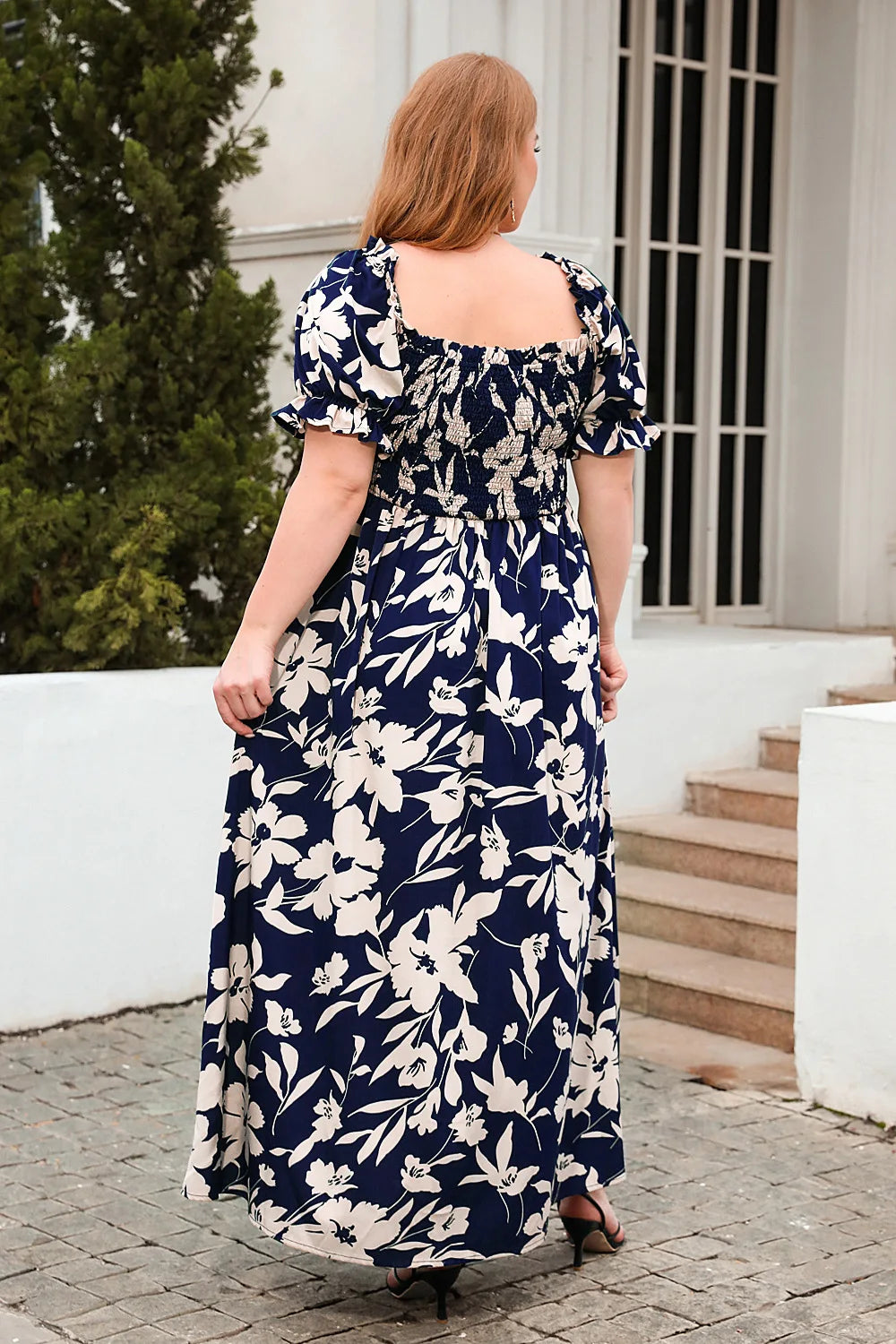 Leila - Plus Size Square Neck Floral Print Puff Sleeve Dress