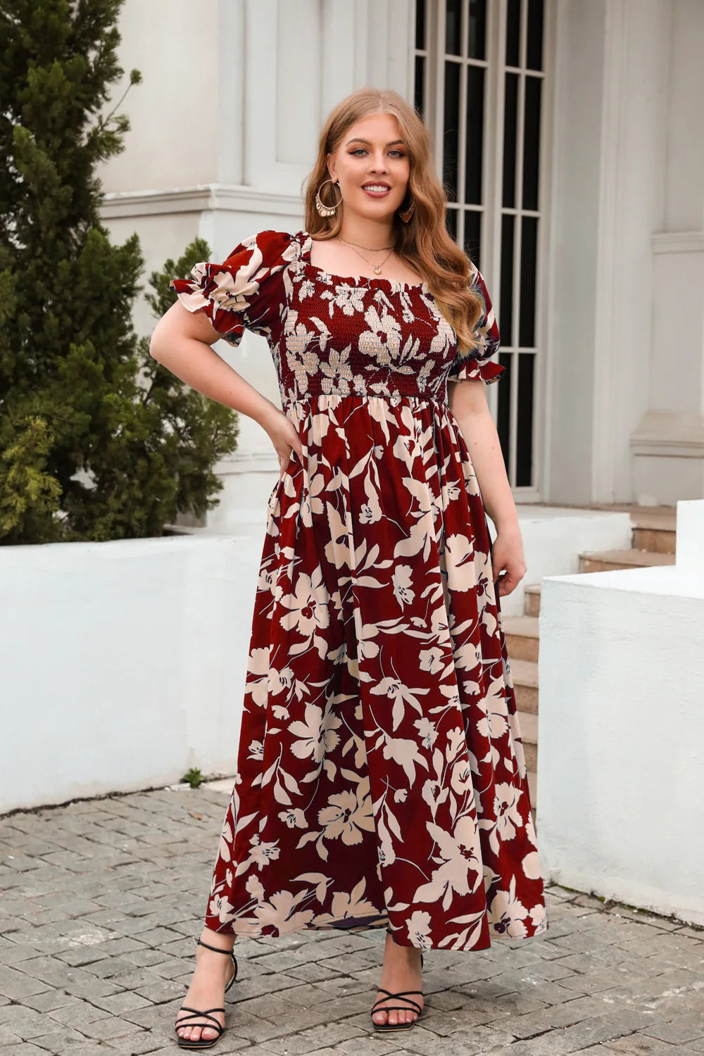 Leila - Plus Size Square Neck Floral Print Puff Sleeve Dress