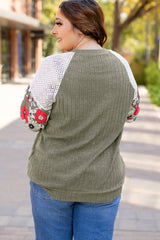 Chloe – Plus Size Vineyard Green Textured Floral Patchwork Blouse