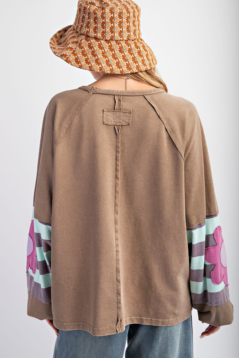 Amelia – Plus Size Light Beige Patchwork Puff Sleeve Loose Sweatshirt